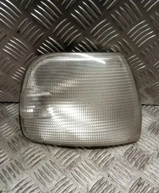 Volkswagen Transporter - Caravelle T4 Front indicator light