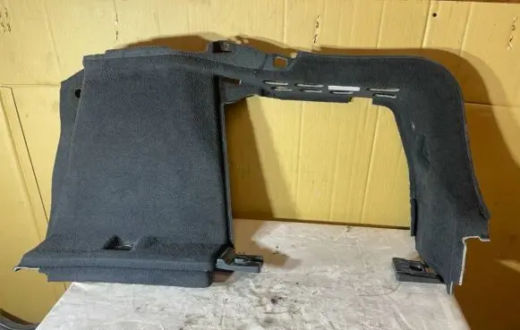 BMW 4 F36 Gran coupe Trunk/boot lower side trim panel 7337214