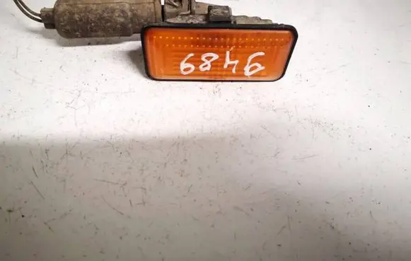 Volkswagen Transporter - Caravelle T5 Front fender indicator light 1h0949117a