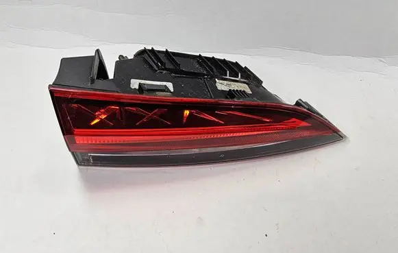 Skoda Scala Tailgate rear/tail lights 657945093