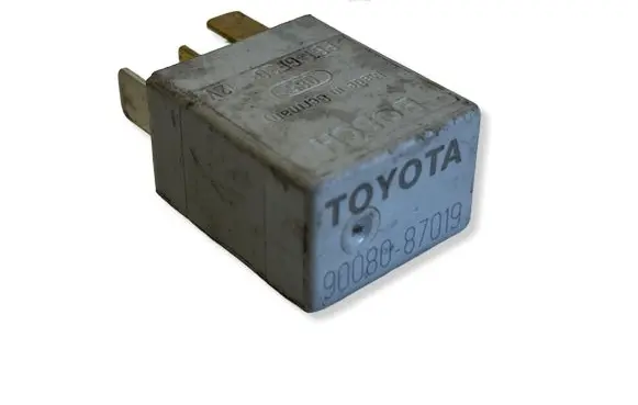 Toyota Corolla Verso AR10 Other relay 9008087019