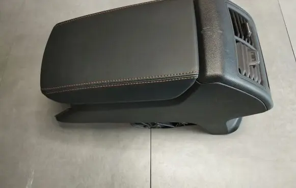 Cupra Formentor Armrest 5FA858329A 5FF864207B
