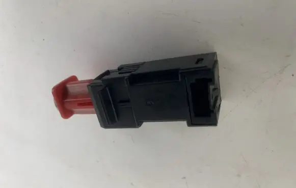 Saab 9-3 Ver2 Brake pedal sensor switch 55701395