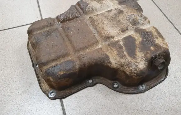 Mitsubishi Outlander Oil sump