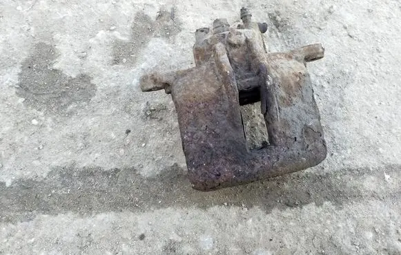 Toyota Corolla E120 E130 Front brake caliper