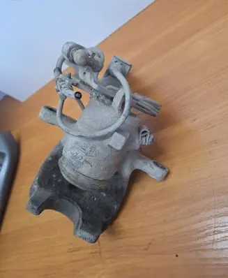Rear brake caliper