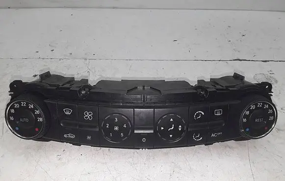 Mercedes-Benz E W211 Interior fan control switch 2118300190 00012104