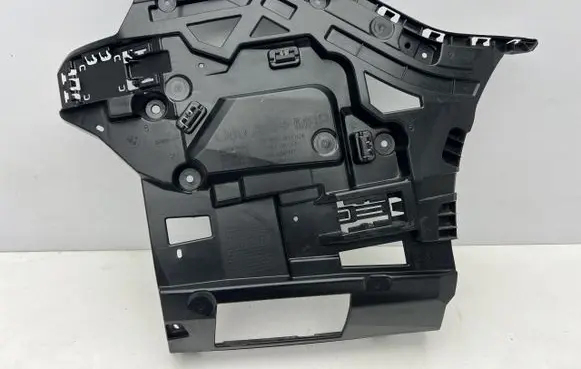 BMW 5 G60 G61 Rear bumper mounting bracket 5A011C4