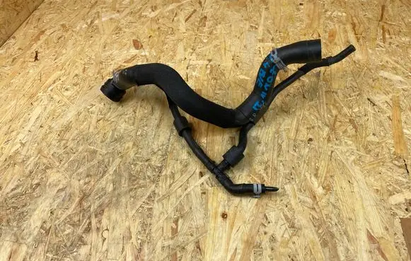 Volkswagen Golf VII Engine coolant pipe/hose 5Q0122101EN