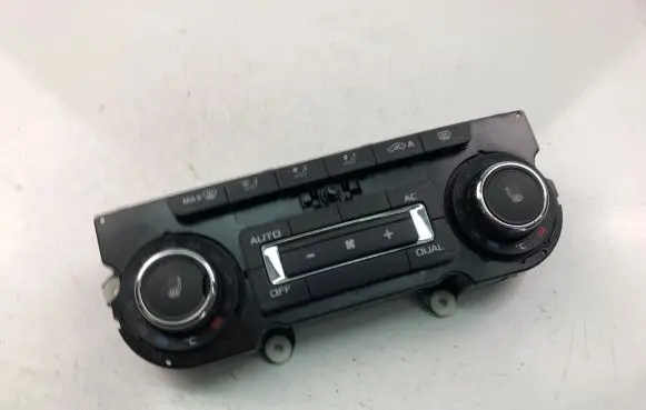 Skoda Superb B6 (3T) Interior fan control switch 3T0907044AS