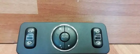 Mercedes-Benz ML W163 Electric window control switch A1638200326 1638200326 03420610