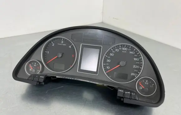 Audi A4 S4 B7 8E 8H Speedometer (instrument cluster) 8E0920932K