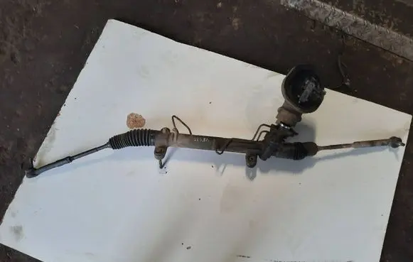 Toyota Corolla Verso E121 Steering rack