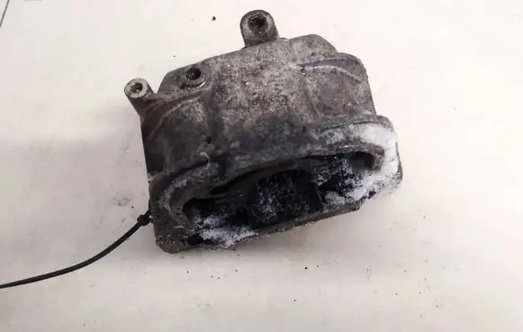 Skoda Octavia Mk2 (1Z) Engine mount bracket 1k0199262as