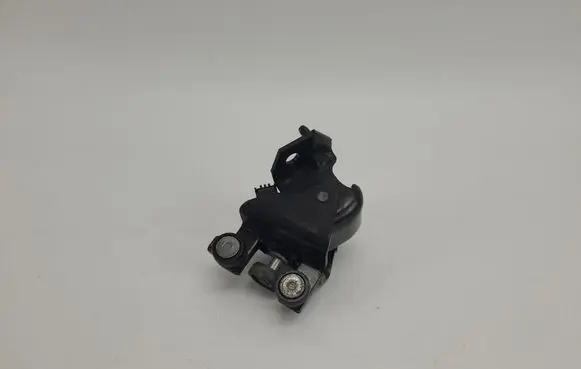 Peugeot Partner Sliding door lower roller guide/hinge 680486580