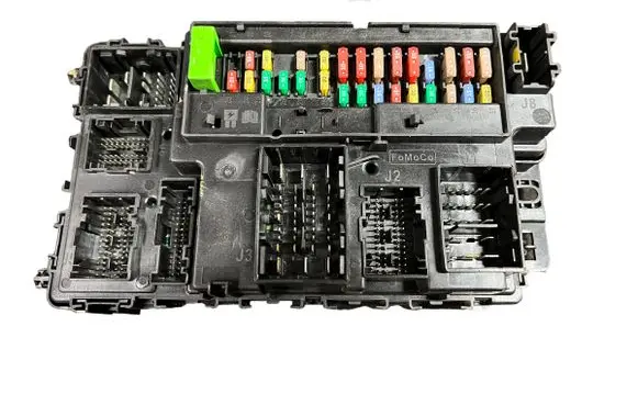 Ford Ranger Fuse box set Ju5t-15604-bem Ju5t15604bem
