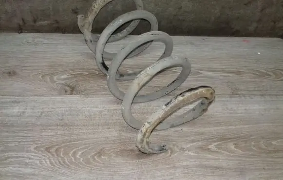 Volvo V70 Rear coil spring