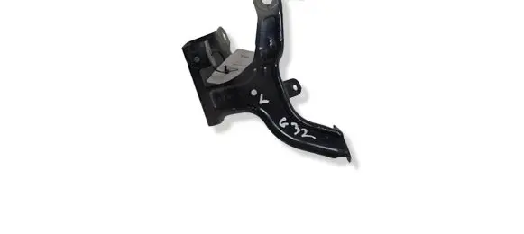 BMW 6 G32 Gran Turismo Fender mounting bracket 7378467