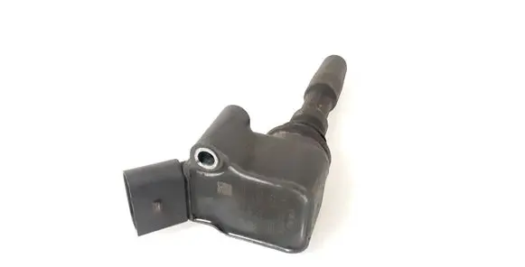 Volkswagen PASSAT B8 High voltage ignition coil 04E905110K