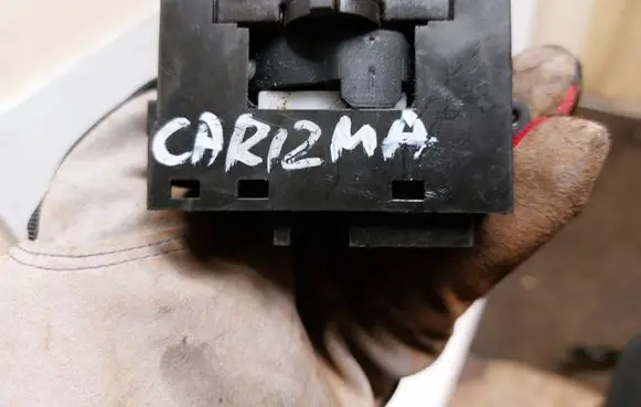 Mitsubishi Carisma Indicator stalk