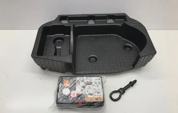 Ford Mustang Mach-E Tool set LJ8BR310B16AB KR3C19L523AB