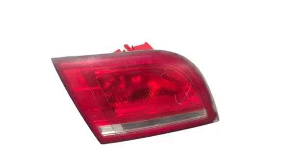 Tailgate rear/tail lights