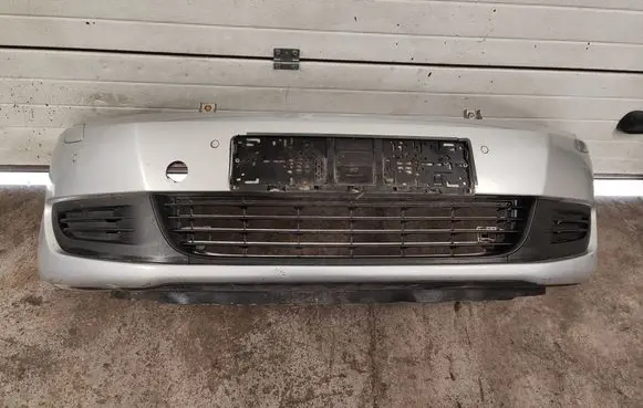 Volkswagen Golf Plus Front bumper