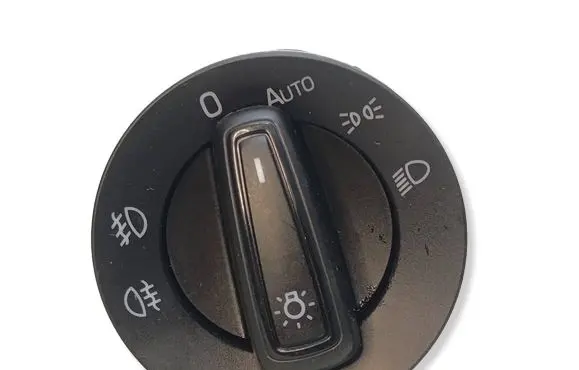 Skoda Octavia Mk3 (5E) Light switch 5E0941431D 10095088