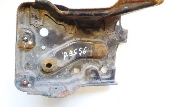 Battery box tray