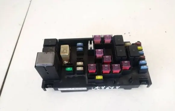 Subaru B9 Tribeca Fuse box set 82231xa00a mb200200b