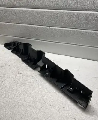 BMW i3 Fender end trim 18951610