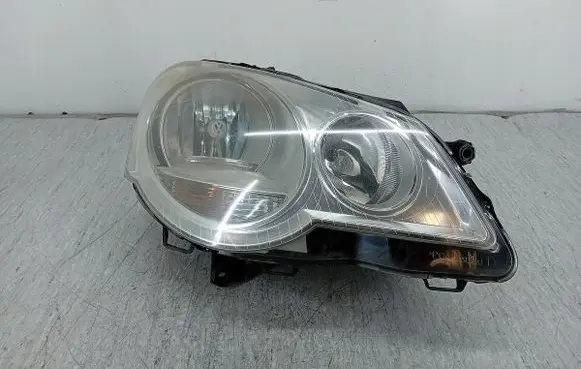 Volkswagen Polo IV 9N3 Headlight/headlamp