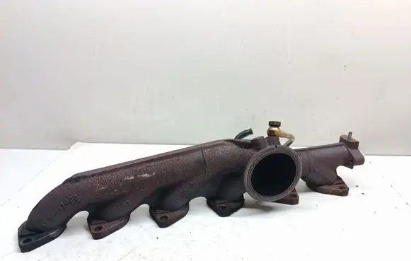 BMW 3 E90 E91 Exhaust manifold 7801643
