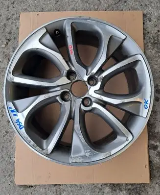 Citroen DS4 R18 alloy rim 9688904377