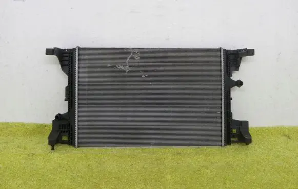 Mercedes-Benz A W177 Coolant radiator 2475003800