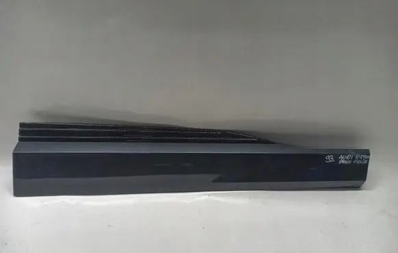 Audi e-tron Front door trim (molding) 4KE853960