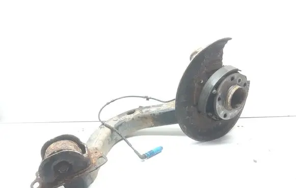 BMW X3 E83 Rear wheel hub spindle/knuckle 3413251