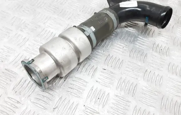 Volvo V50 Intercooler hose/pipe 9677359080