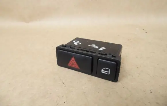 BMW 3 E46 Hazard light switch 8368920