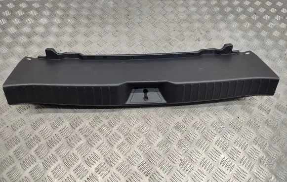 Mazda 3 Trunk/boot sill cover protection BCKD6889X