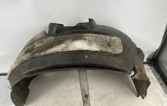 Nissan Qashqai Front wheel arch liner splash guards AM51R16114BF