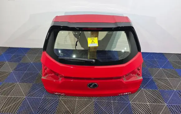 Lexus UX Tailgate/trunk/boot lid