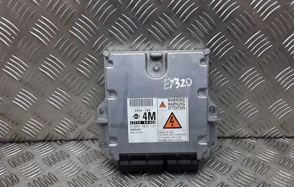 Nissan X-Trail T30 Engine control unit/module 23710eq465