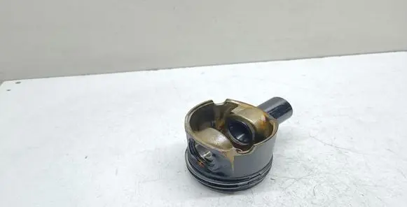 BMW X5 E70 Piston 84L110