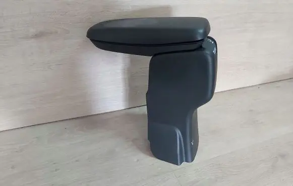 Toyota Yaris XP210 Other center console (tunnel) element