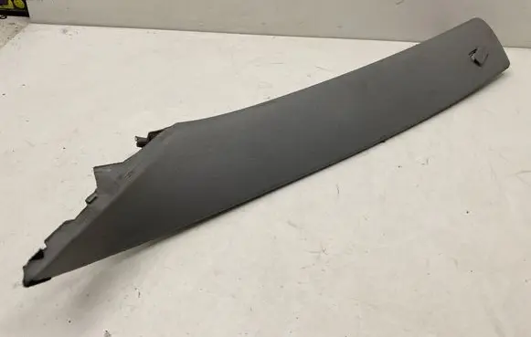 Volkswagen Touareg I (A) pillar trim 7L6867233AJ