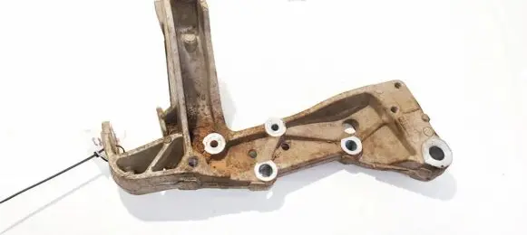 Skoda Octavia Mk2 (1Z) Front lower control arm/wishbone 1k0199296f