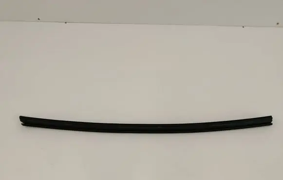 Audi A3 S3 8V Rubber seal front door window/glass 8V5837479 8V5837480