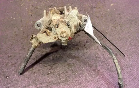 Seat Leon (1M) Rear brake caliper