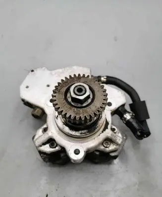 Mercedes-Benz R W251 Fuel injection high pressure pump A6420700201 0445010095 9887810
